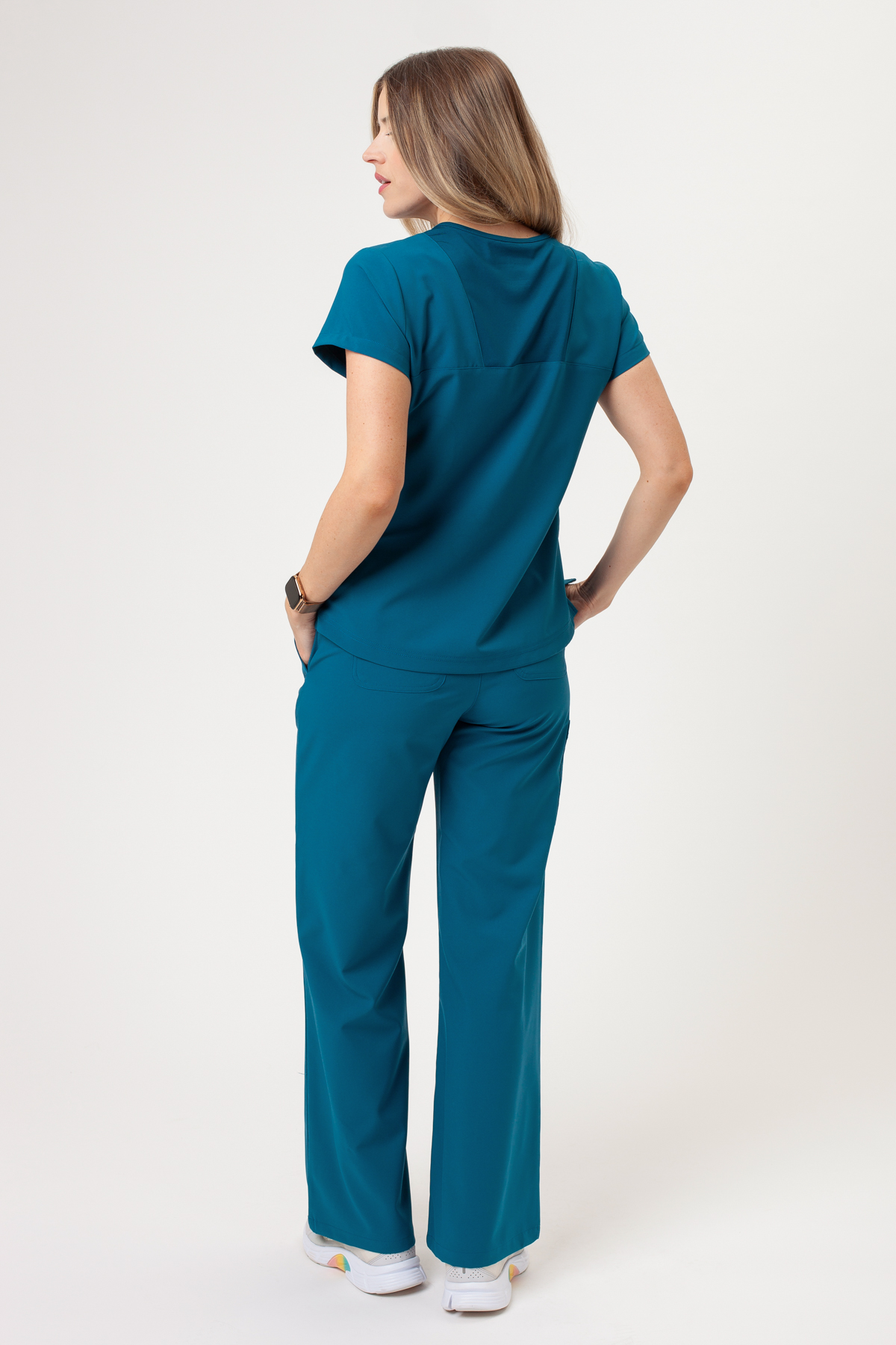 Bluza medyczna damska Maevn Momentum Round Neck karaibski błękit-8