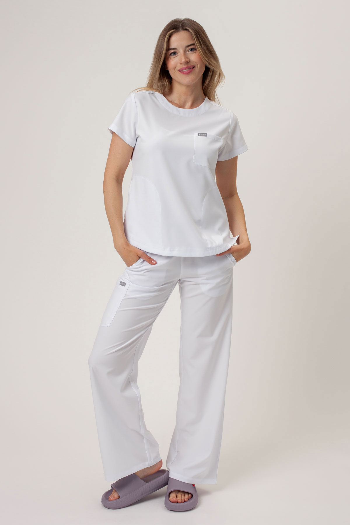 Spodnie medyczne damskie Maevn Momentum Wide Leg białe-5