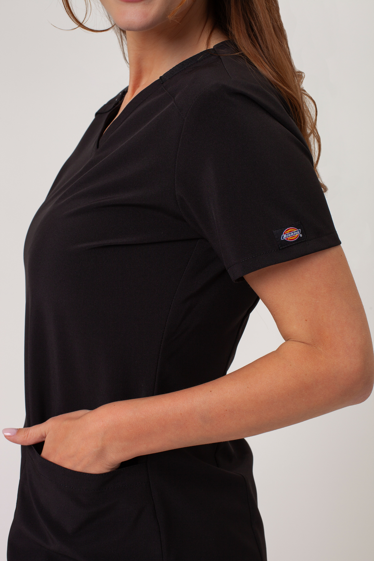Bluza medyczna damska Dickies EDS Essentials V-neck czarna-5