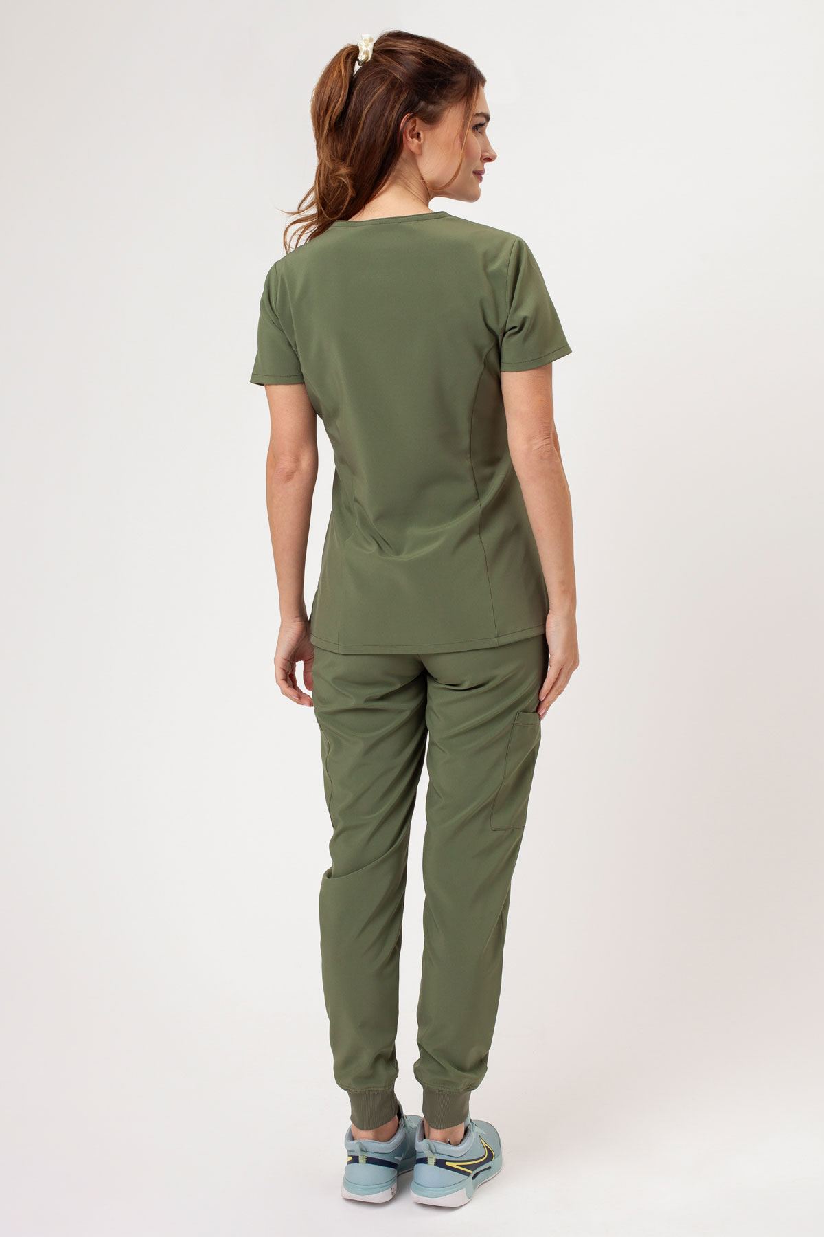 Komplet medyczny damski Dickies EDS Essentials Jogger oliwkowy-1