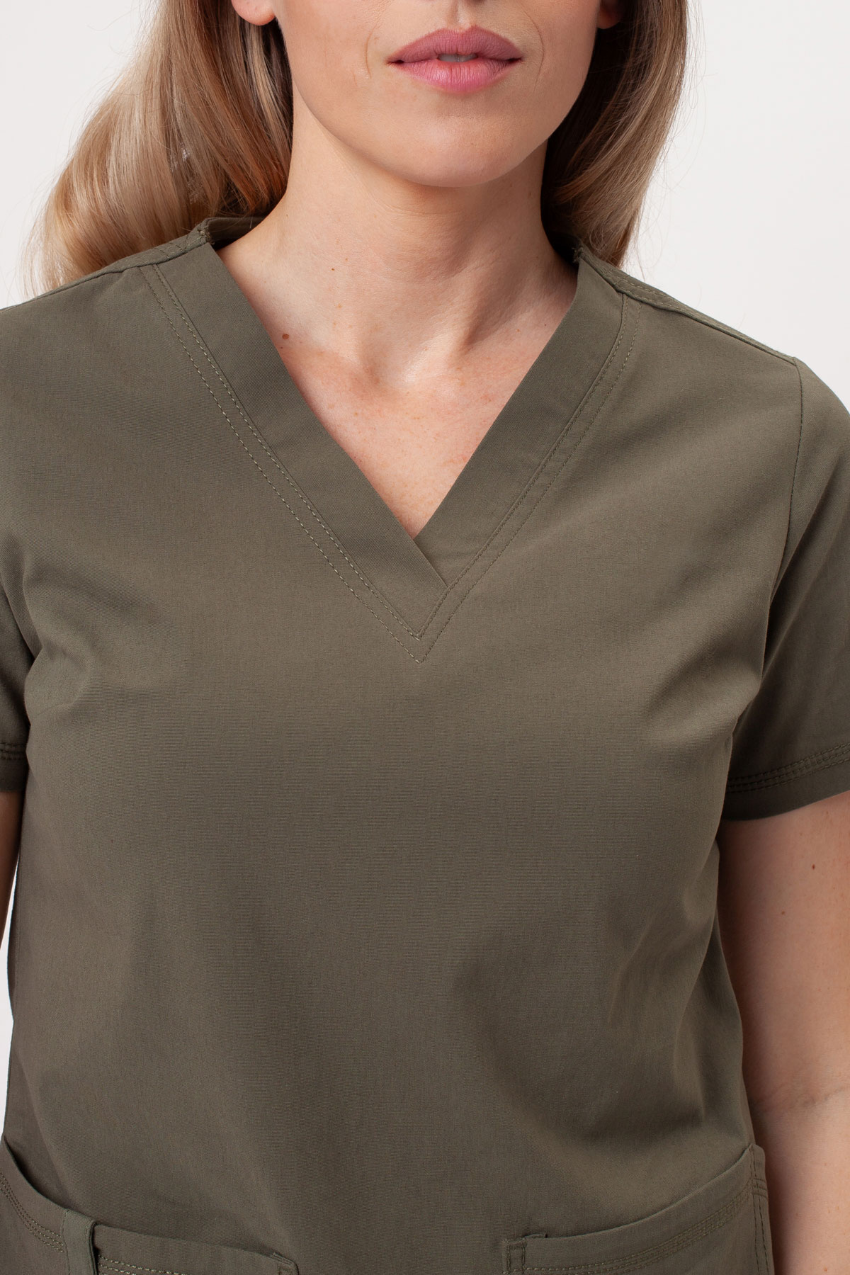 Komplet medyczny damski Dickies Forge V-neck oliwkowy-7