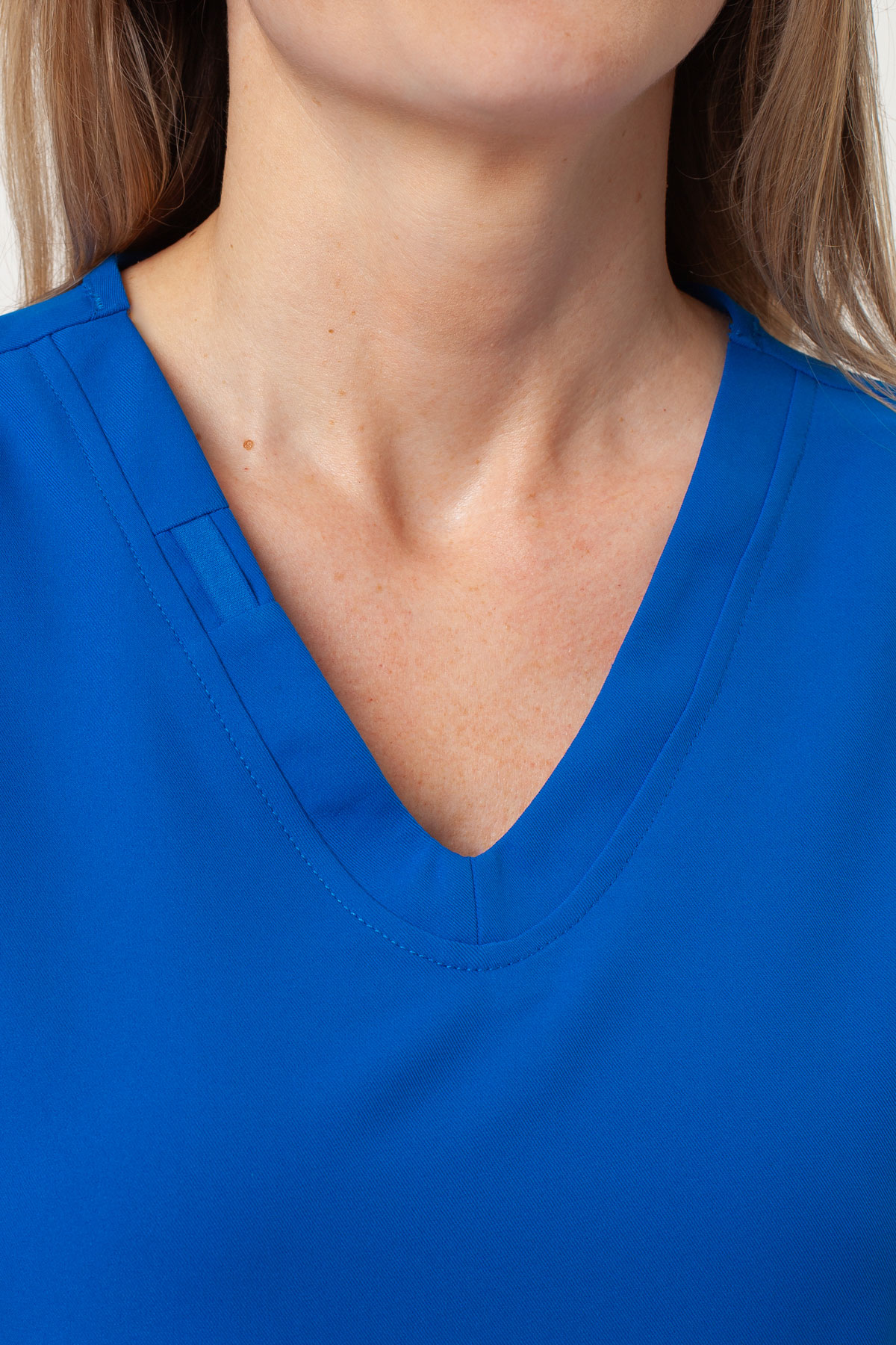 Bluza medyczna damska Cherokee Ultra V-neck Top królewski granat-2