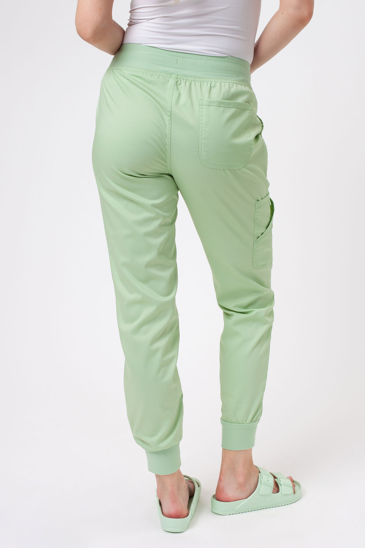 Komplet medyczny damski Cherokee Revolution Soft pistacjowy-9