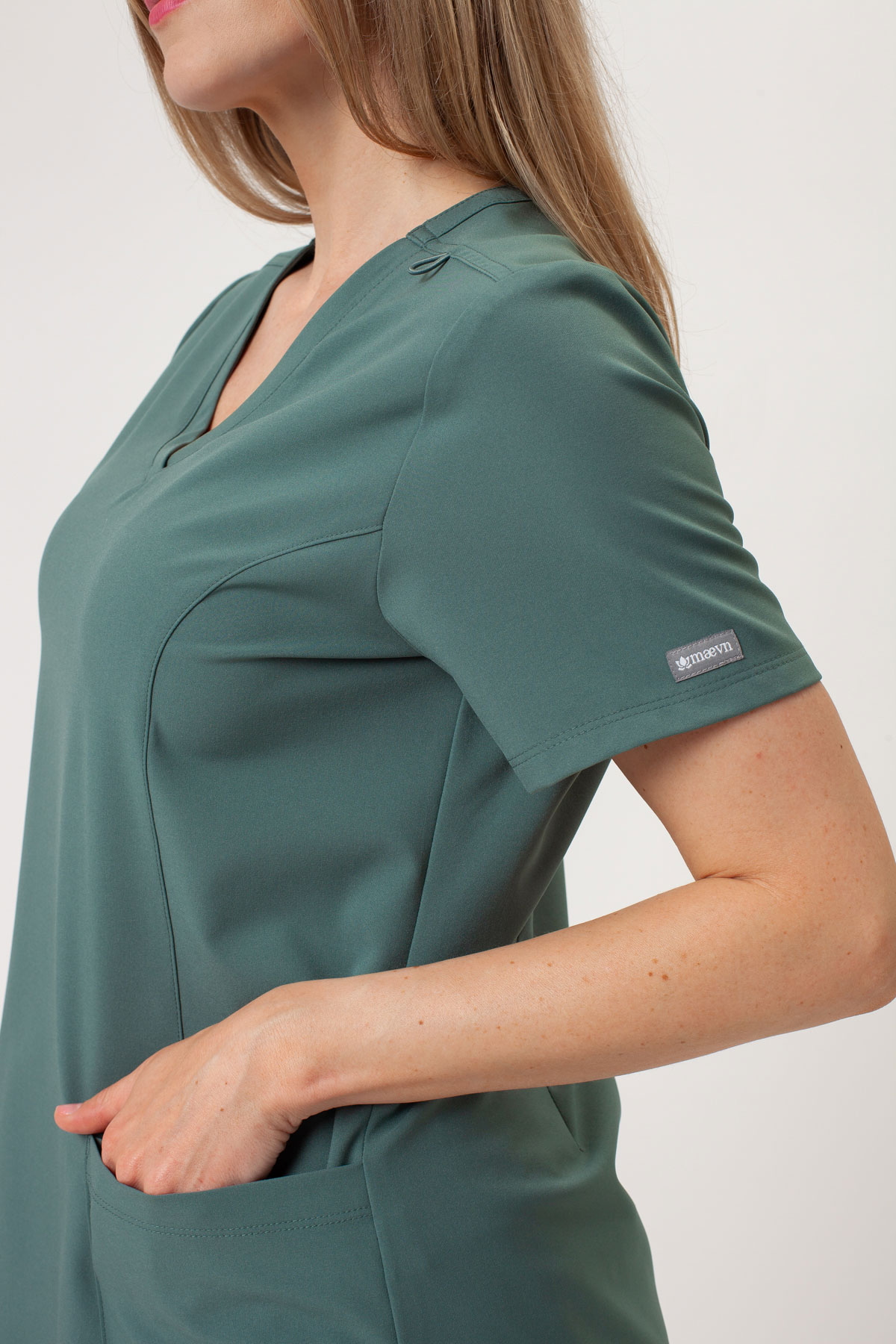 Bluza medyczna damska Maevn Momentum Double V-neck pastelowa zieleń-4