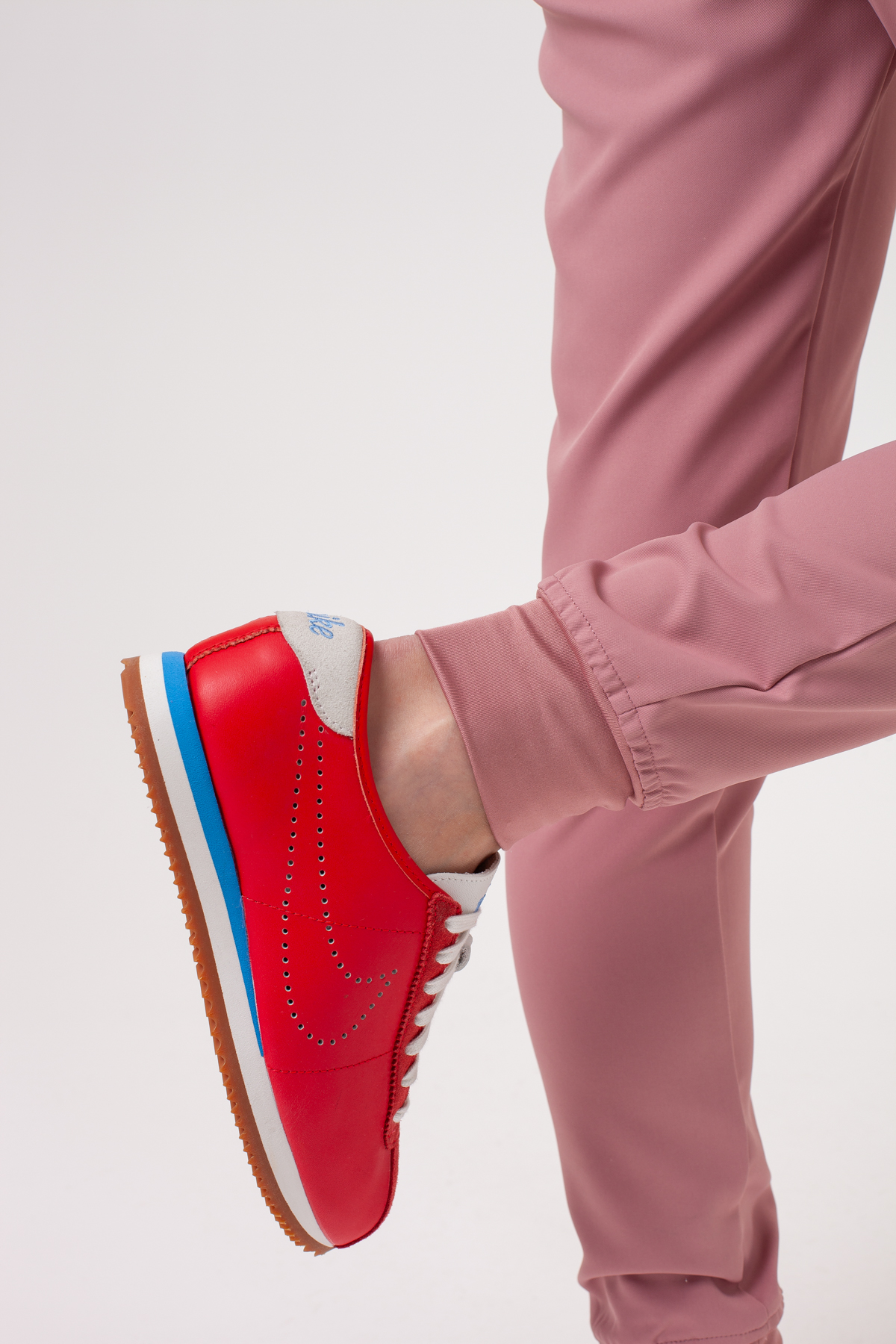 Spodnie medyczne damskie Sunrise Lite Fit jogger pastelowy róż-6