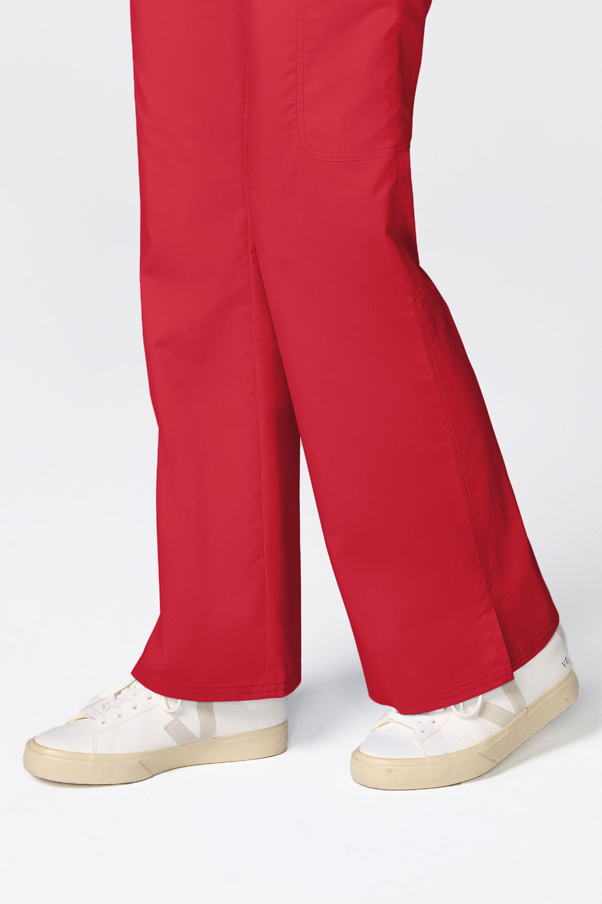 Spodnie medyczne damskie Cherokee Revolution Flared czerwone-4