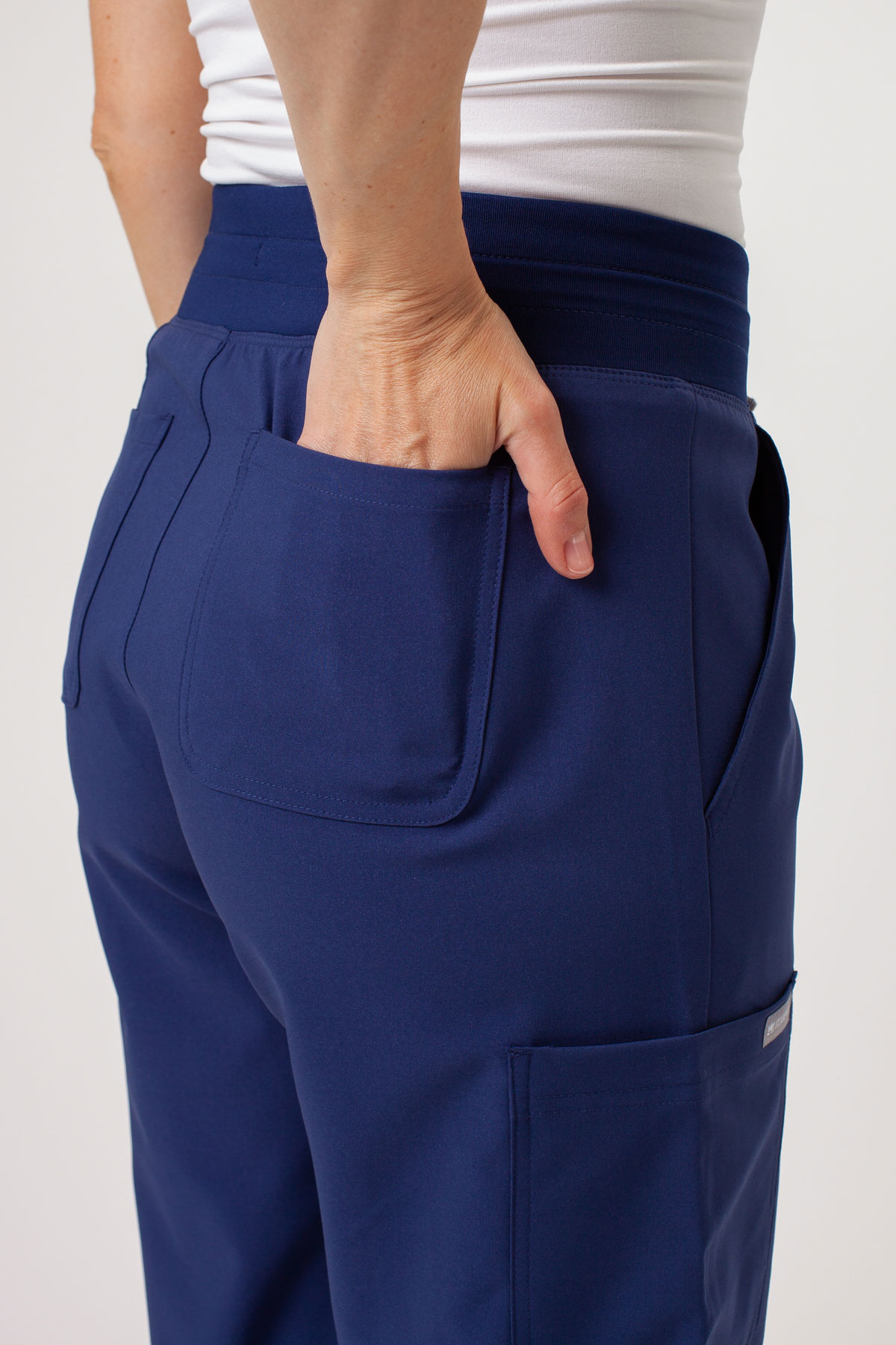 Spodnie medyczne damskie Maevn Momentum Wide Leg ciemny granat-6