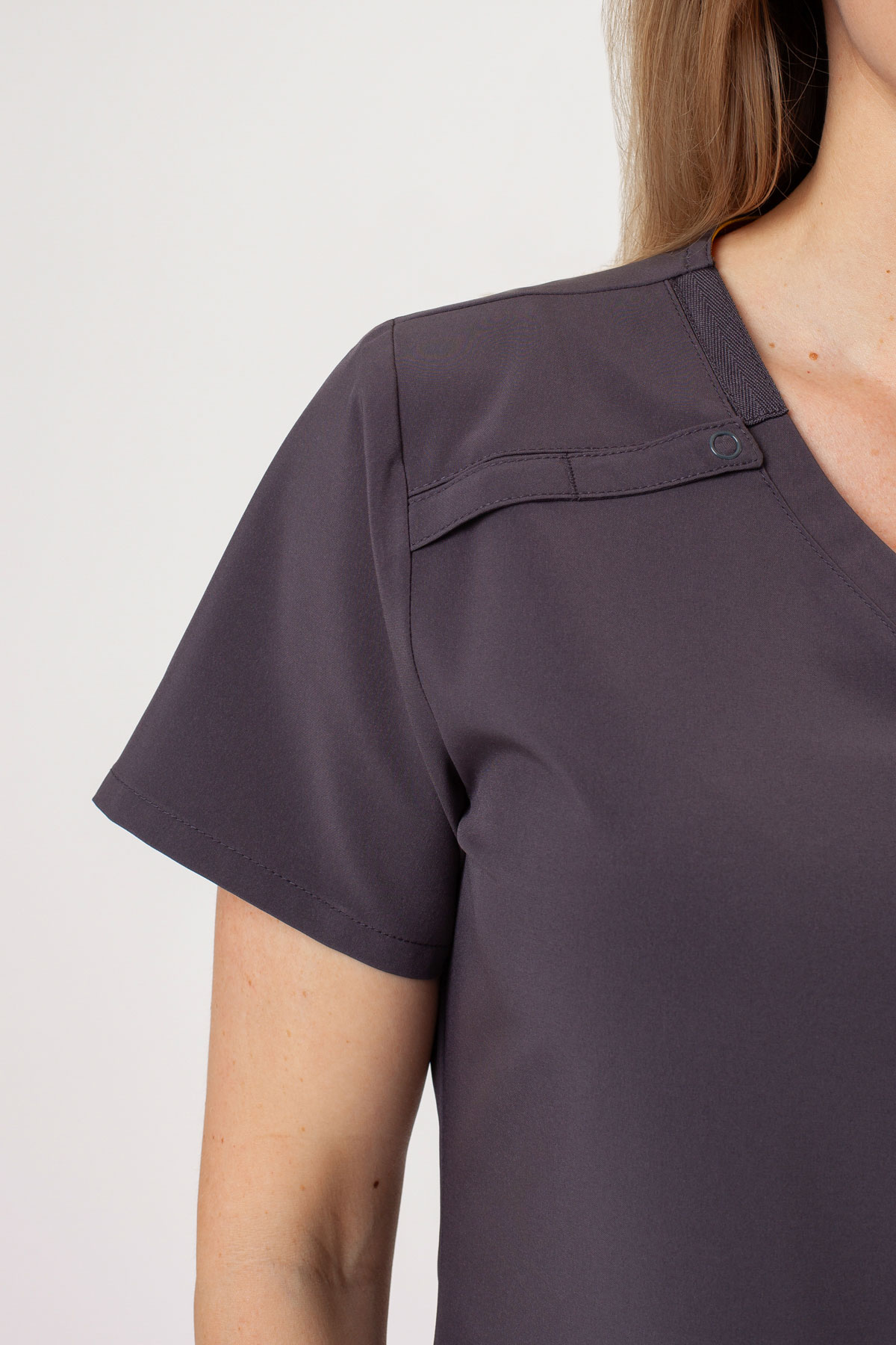 Bluza medyczna damska Dickies EDS Essentials V-neck szara-3