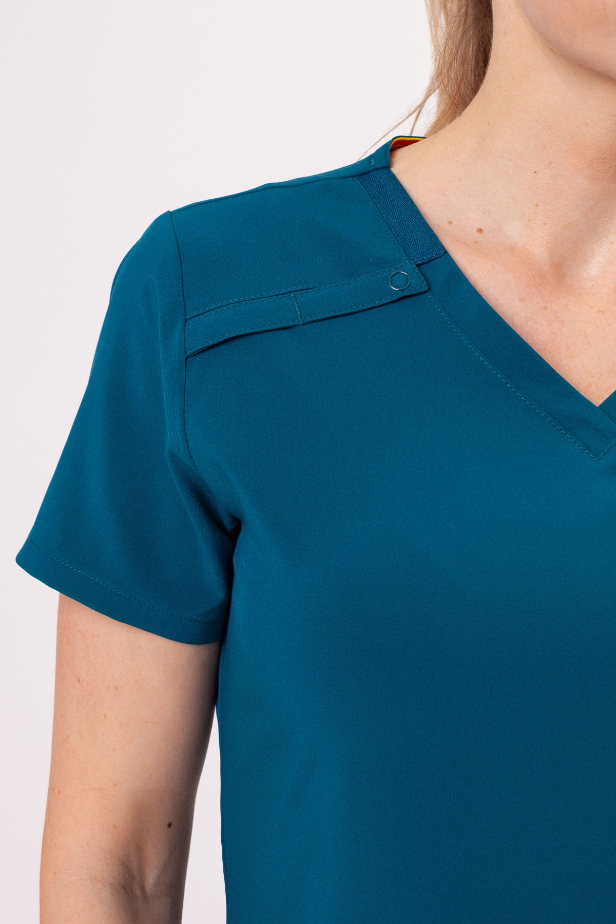 Bluza medyczna damska Dickies EDS Essentials V-neck karaibski błękit-2