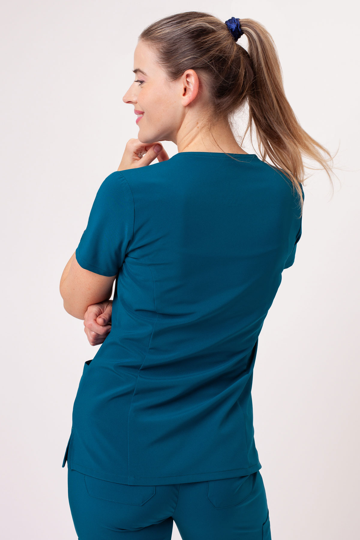 Bluza medyczna damska Dickies EDS Essentials V-neck karaibski błękit-1