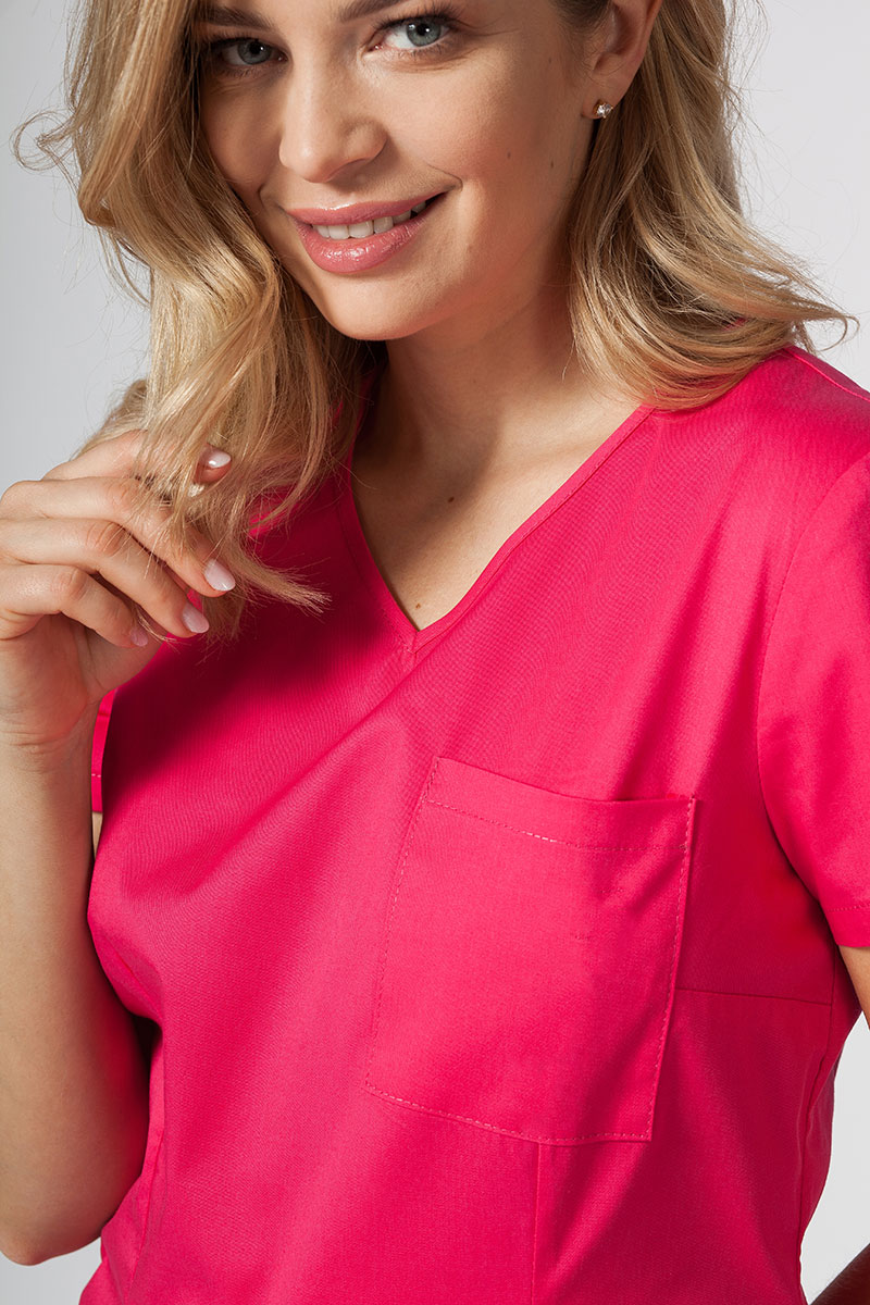 Bluza medyczna damska Sunrise Uniforms Active Fit malinowa-4