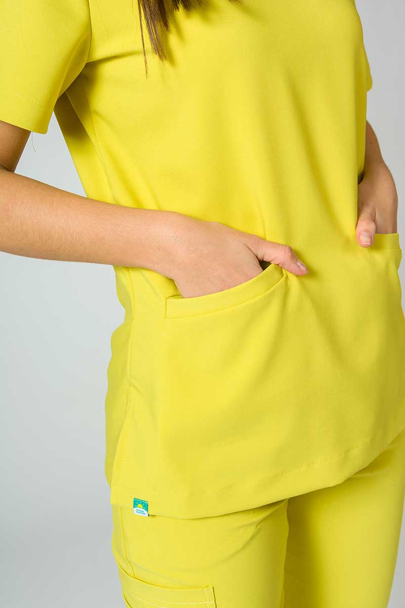 Bluza medyczna damska Sunrise Uniforms Premium Joy żółta-7