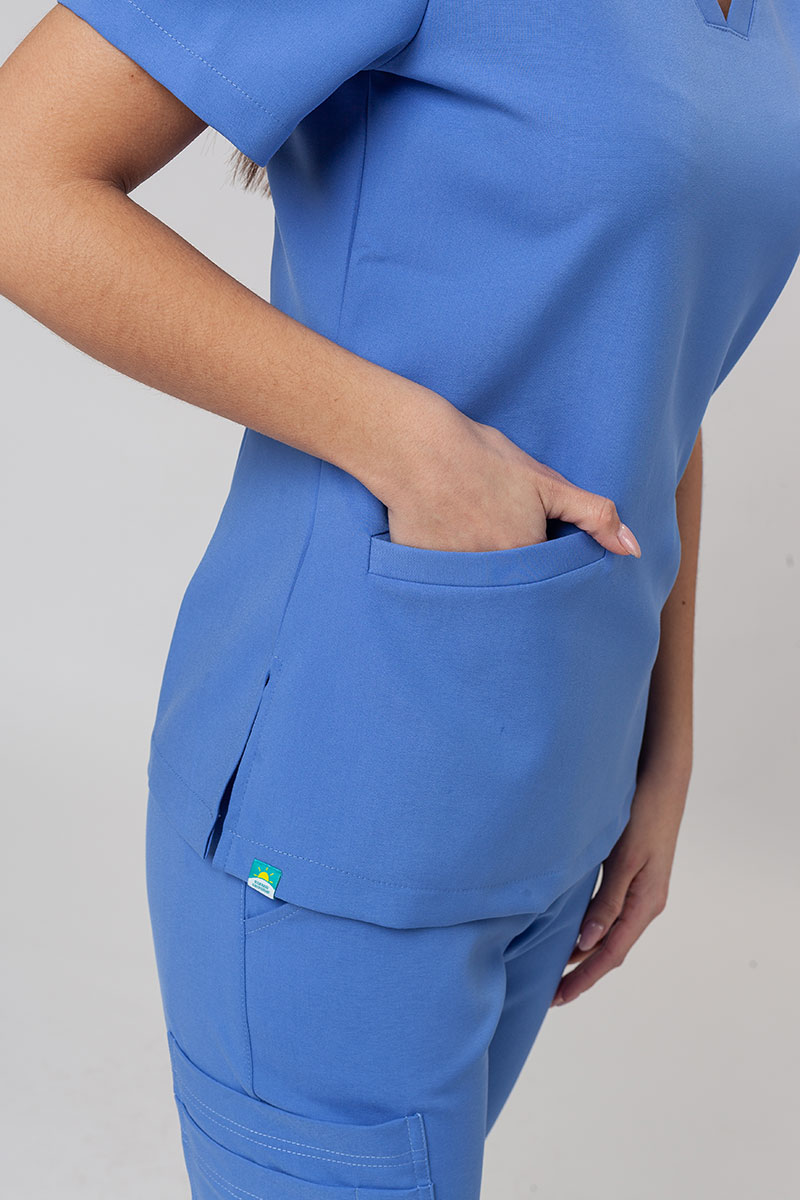 Bluza medyczna damska Sunrise Uniforms Premium Joy niebieska-3