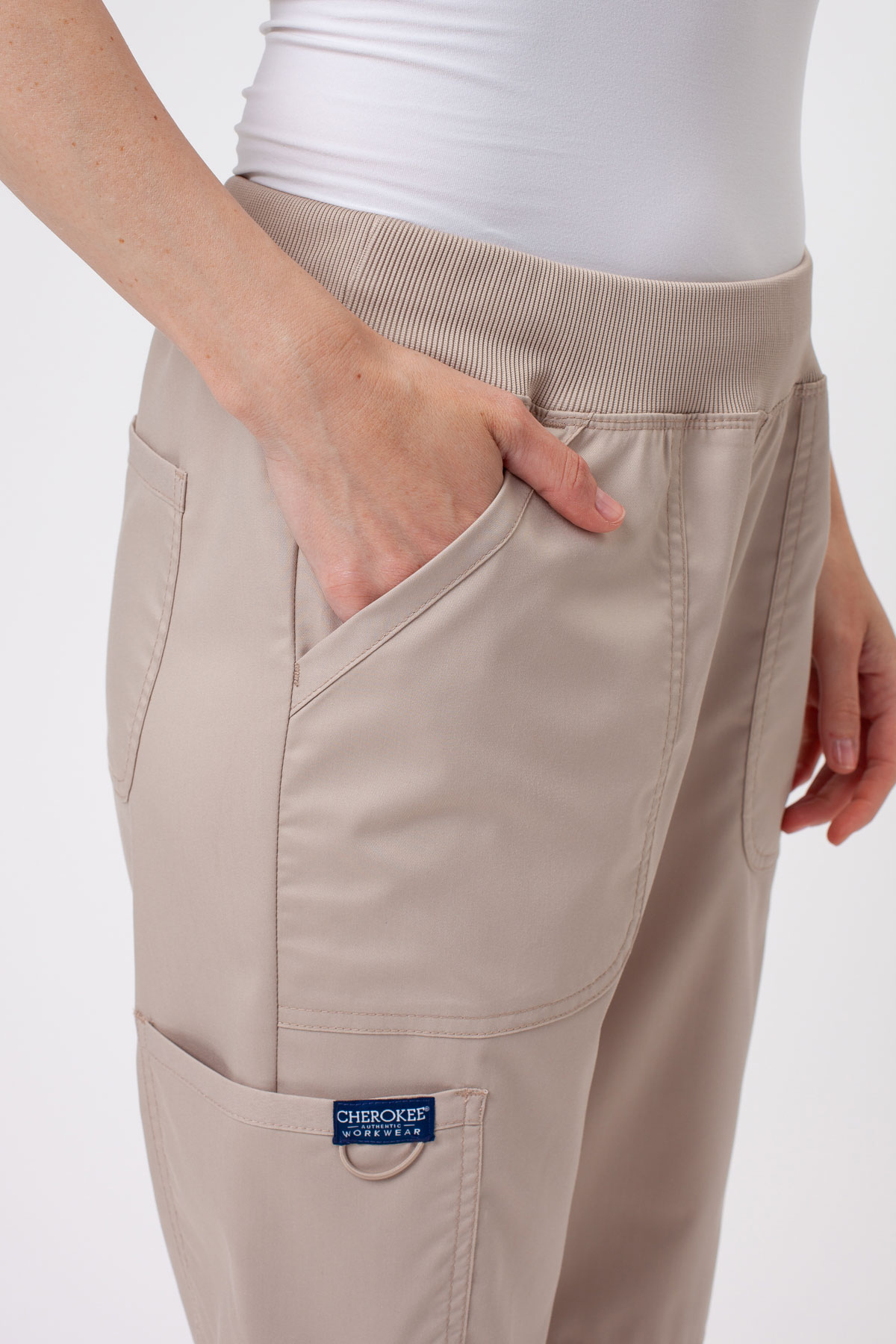 Spodnie medyczne damskie Cherokee Revolution Straight Leg beżowe-4