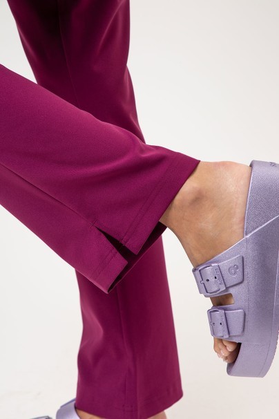 Komplet medyczny damski Maevn Momentum (bluza Dolman, spodnie Flare Leg) wiśniowy-10
