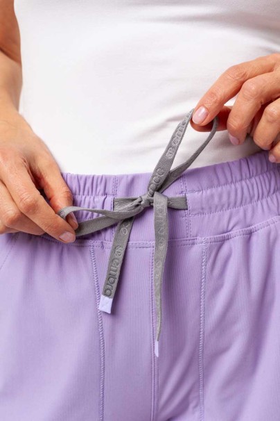 Komplet medyczny damski Maevn Embrace (bluza Zoe, spodnie Mia) lawendowy-13