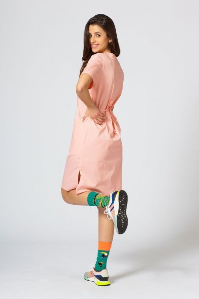 Sukienka medyczna damska prosta Sunrise Uniforms łososiowa-3