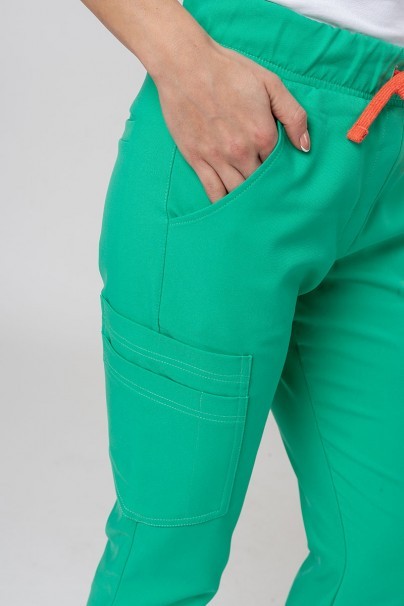 Spodnie medyczne damskie Sunrise Uniforms Premium Chill jogger jasnozielone-3