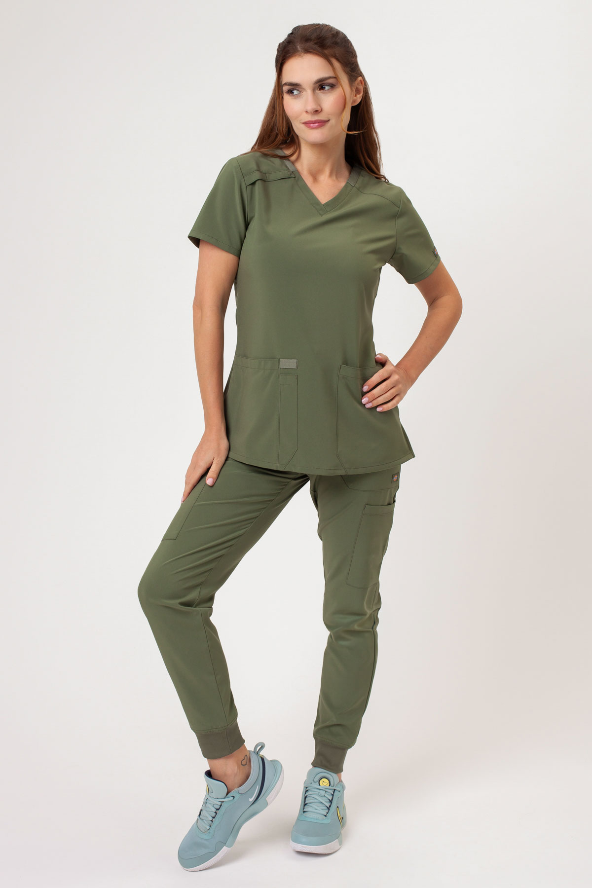 Komplet medyczny damski Dickies EDS Essentials Jogger oliwkowy