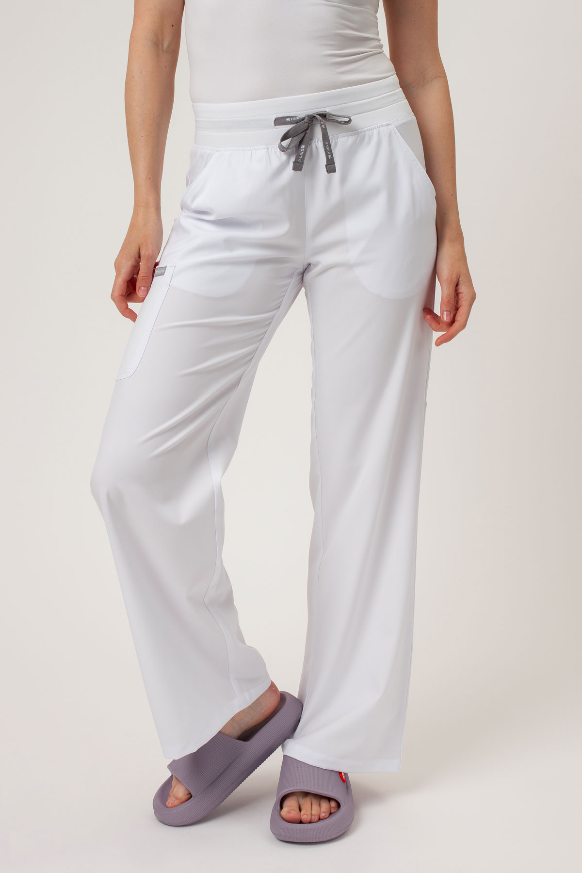 Spodnie medyczne damskie Maevn Momentum Wide Leg białe