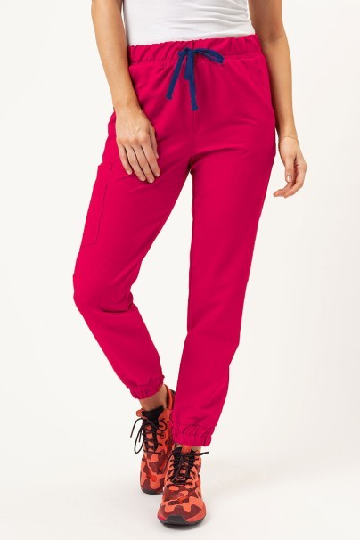 Spodnie medyczne damskie Sunrise Uniforms Premium Vibe jogger malinowe-1